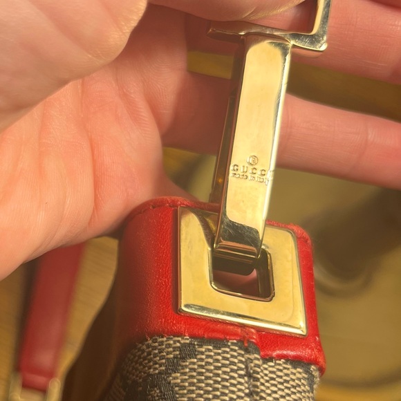 EUC Gucci GG Red trimmed Canvas Handbag. - Picture 4 of 14